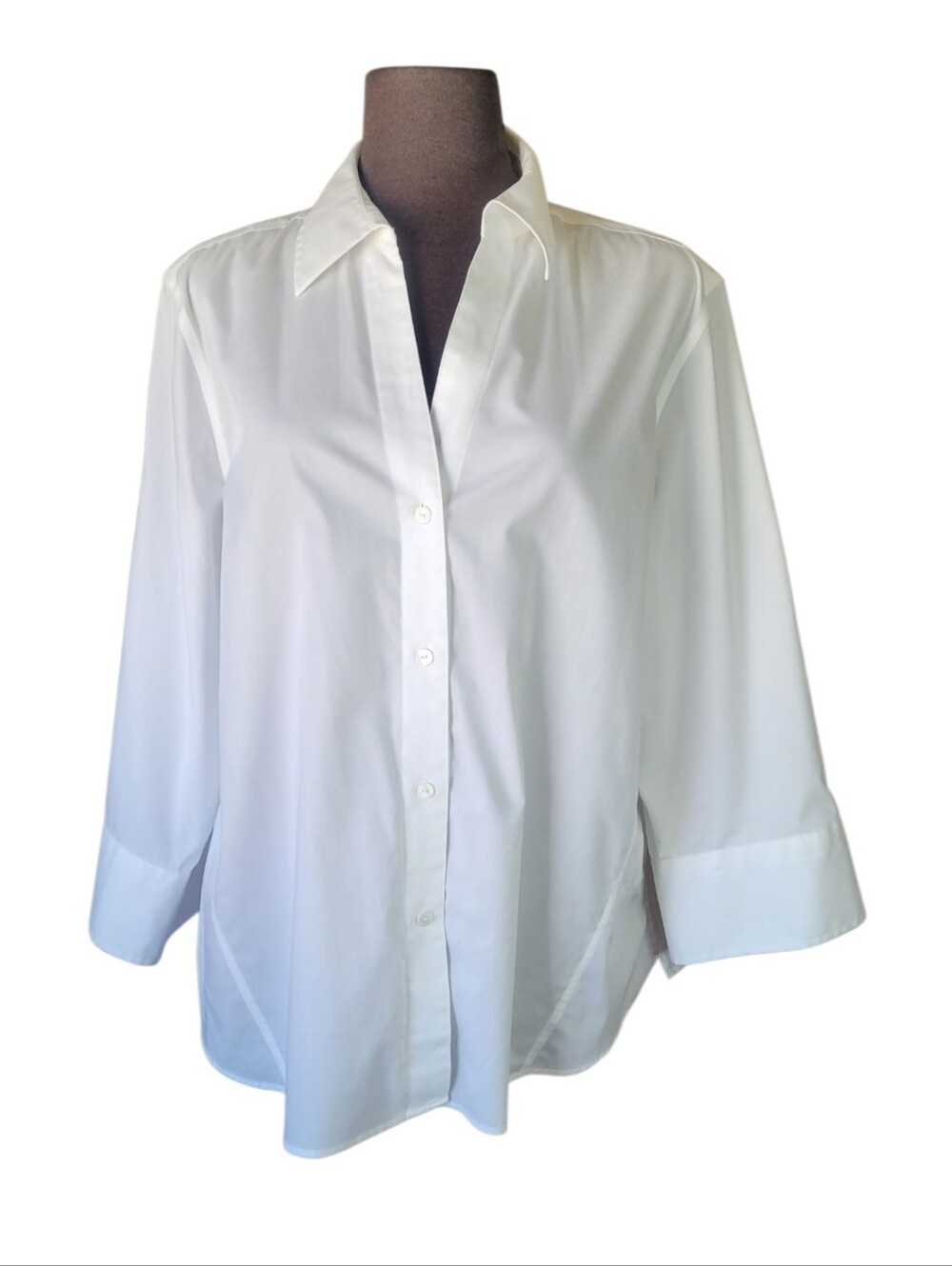 Classic White Button-Front Blouse - 3/4 Sleeve - Picture 4 of 15
